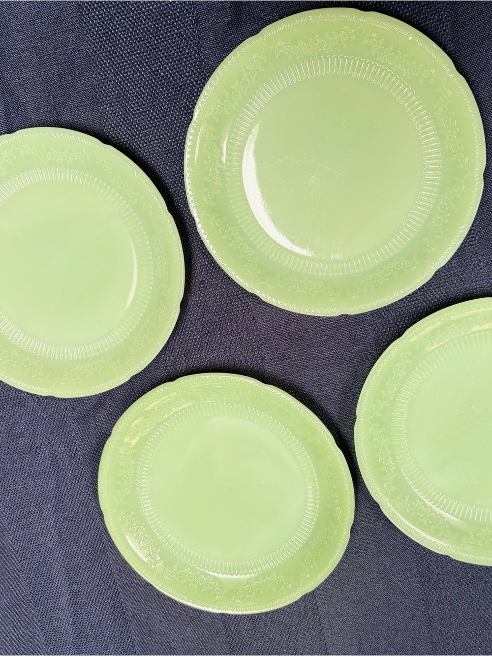 Vintage Fire King Alice Dinner Plates - Set of 4